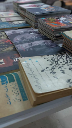 اهدای ۱۱۰ جلد کتاب به کتابخانه دانشکده هنر و معماری