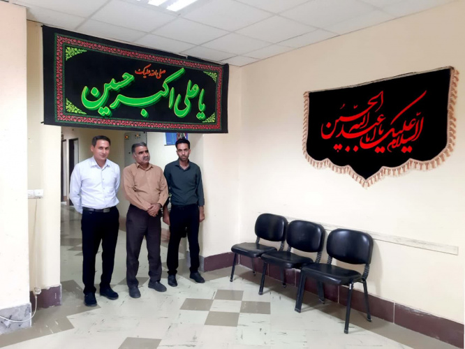 نصب پارچه مشکی به مناسبت  فرارسیدن ماه محرم درحوزه  معاونت دانشجویی