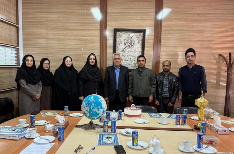 تجلیل از حسابداران مجتمع آموزشی آذرماه ۱۴۰۴