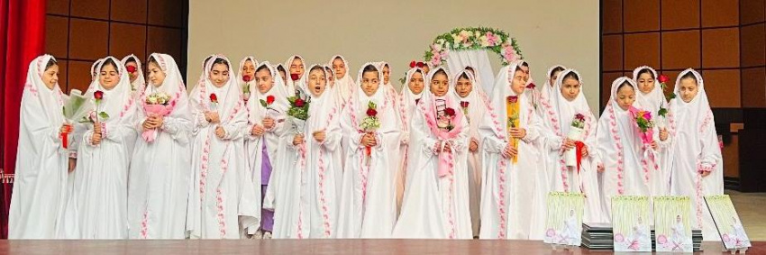 فعالیت های آموزشی و پرورشی دی و  بهمن ماه سال تحصیلی ۱۴۰۵ـ۱۴۰۴ دبستان دخترانه دانش دانشگاه زابل