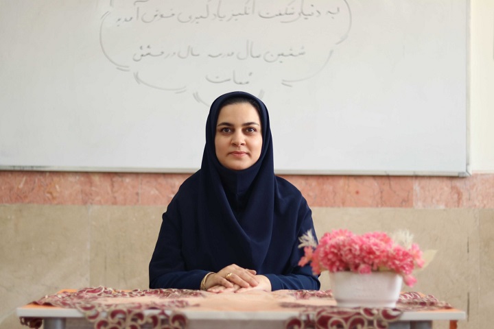 منصوره شیخ