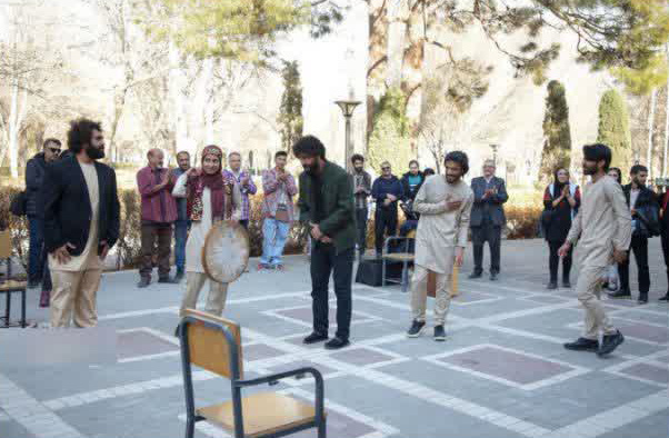 کسب دو مقام سوم توسط کانون های فرهنگی دانشگاه زابل در جشنواره تئاتر منطقه ای خاوران با حضور گروه های نمایشی از ۸ استان کشور