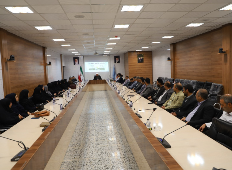 گزارش تصویری اختتامیه اندیشه تمدن ساز اساتید دانشگاه زابل