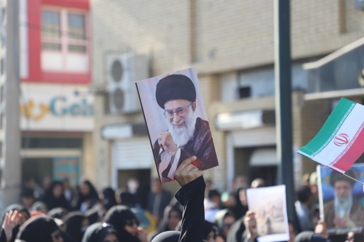 همزمان با سراسر کشور حضور پرشور جامعه دانشگاهی دانشگاه زابل در راهپیمایی یوم الله ۲۲ دی ماه و محکومیت جنایات تروریست‌های مسلح و اغتشاشگران