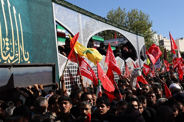 گزارش تصویری حضور جامعه دانشگاهی دانشگاه زابل در مراسم وداع و تشییع رهبر شهید انقلاب اسلامی در شهر مشهد مقدس